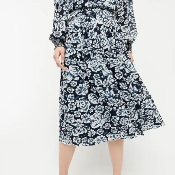 J Crew Womens Pleated A Line Midi Skirt Shaded Floral Blue White size XS - Picture 1 of 10
